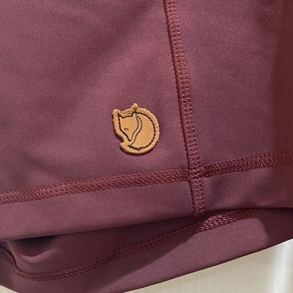 Fjallraven Women's Burgundy Bike Shorts with Side Pockets - Picture 2 of 4